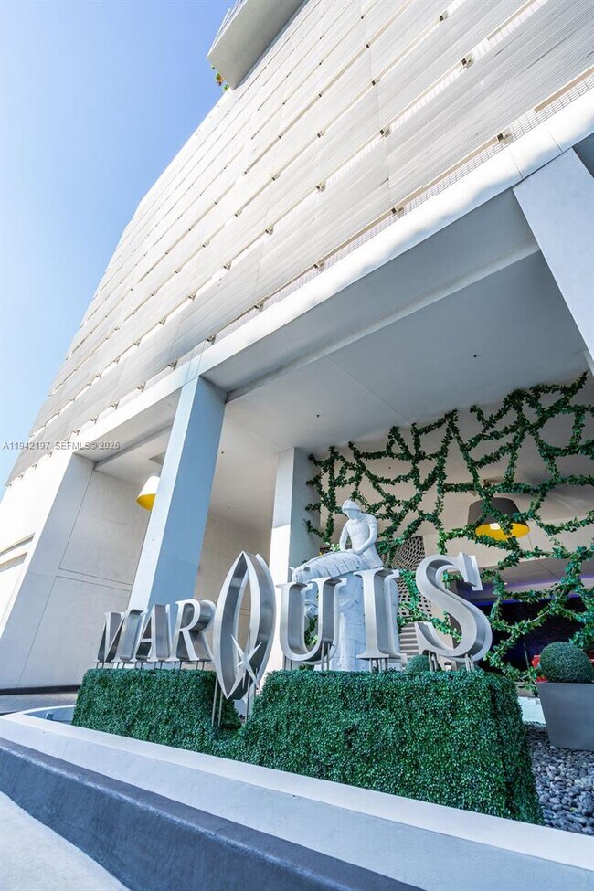 Foto del edificio - 1100 Biscayne Blvd