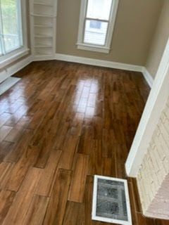 Foto del edificio - 14408 Elm Ave