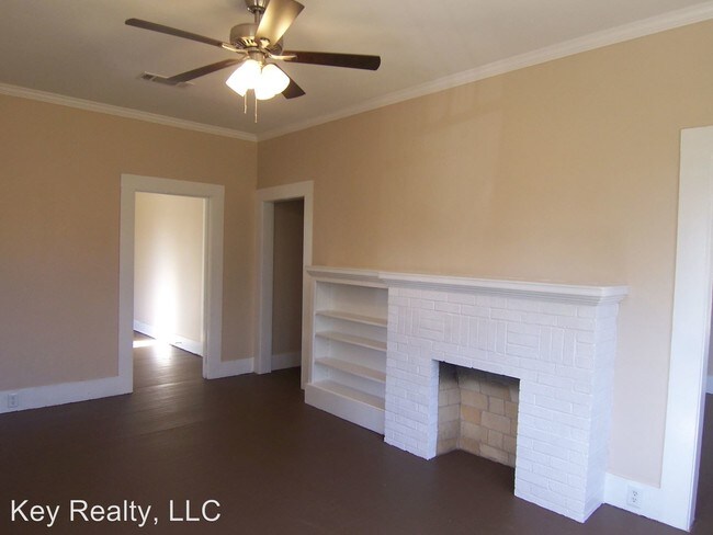 Foto del edificio - 3 br, 2 bath House - 1916 Madeline