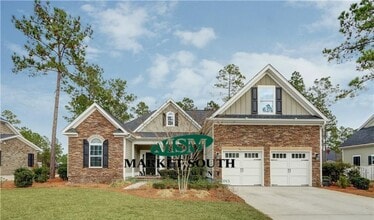 Building Photo - 216 Claremont Way