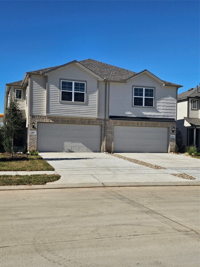 Foto del edificio - 5207 Shallowhurst Ln