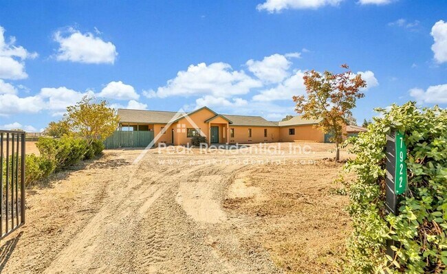 Foto del edificio - 3 br, 2 bath House - 7922 Cotton Lane