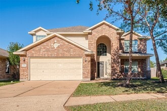 Building Photo - 17210 Double Lilly Dr