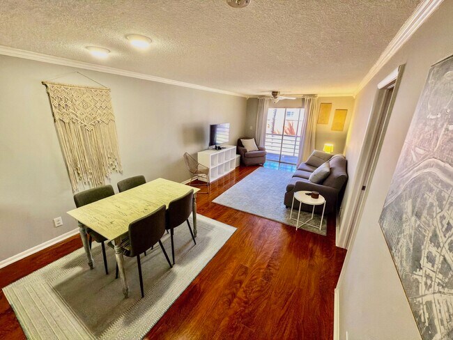 Foto del edificio - 7610 Stirling Rd