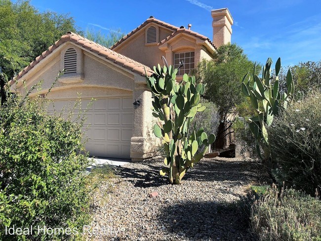 Building Photo - 4 br, 3 bath House - 1636 Royal Canyon Dr