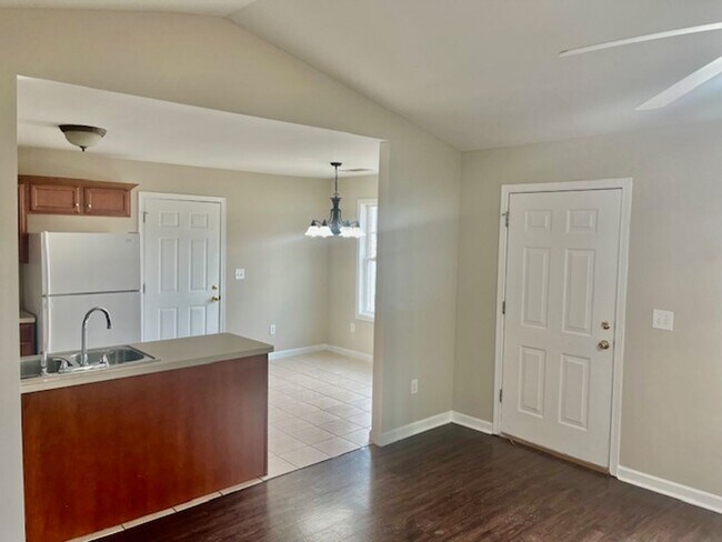 Building Photo - Melody Lane #146 &amp; 148