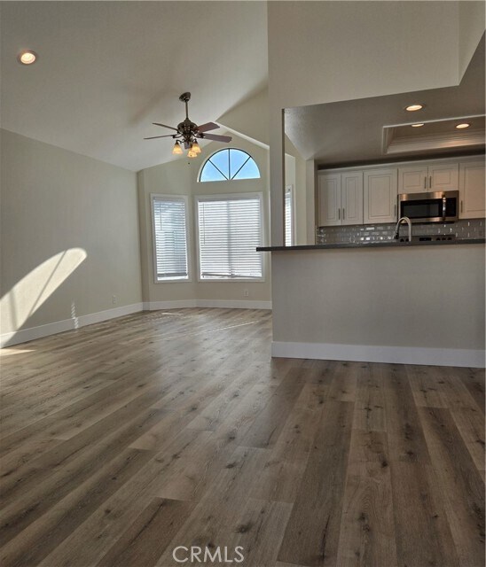 Building Photo - 377 Huntington