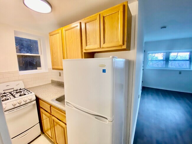 Foto del edificio - 2200 Paterson Plank Rd