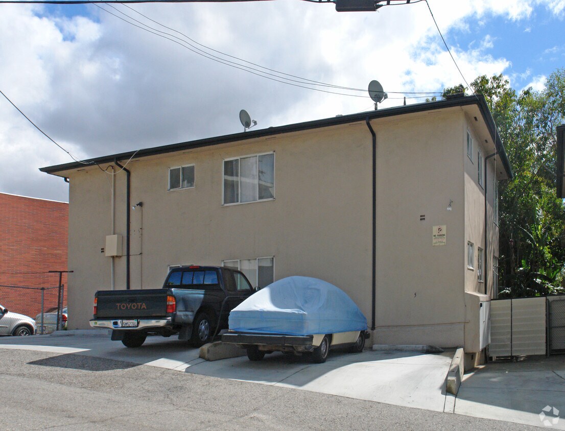 9741B W Pico Blvd, Los Angeles, CA 90035 Apartments in Los Angeles