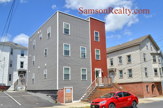 Foto del edificio - 12 Trenton St
