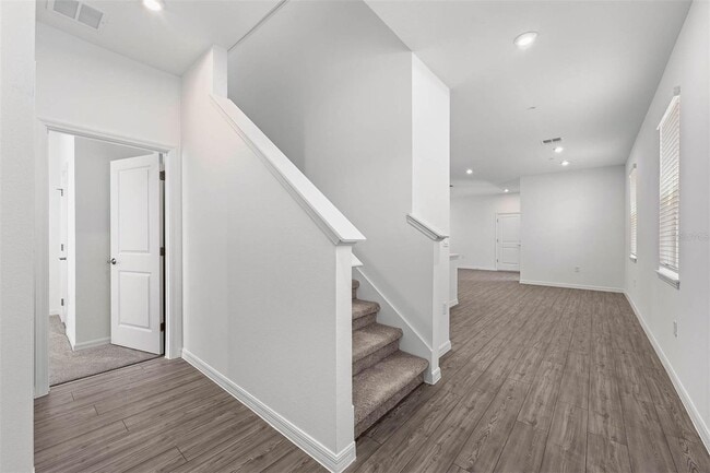Building Photo - 4718 Inner World Ln