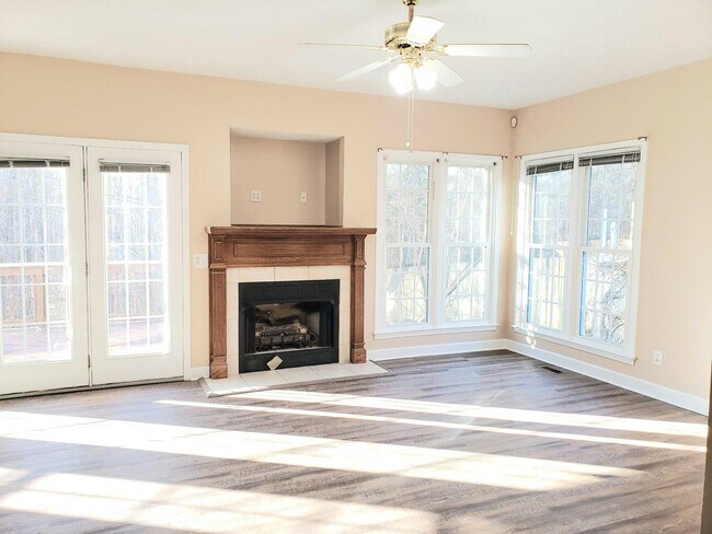 Foto del edificio - 3 bed 2.5 Bath South Ridge Subdivision