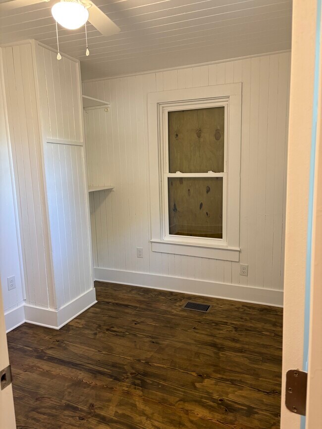 Foto del edificio - 3318 Florida Ave