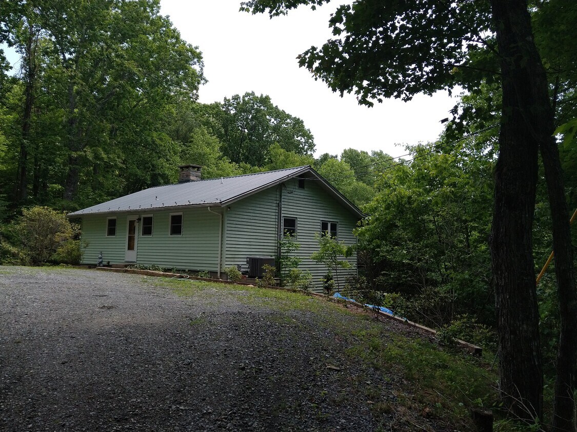 Primary Photo - 295 Ozzie Cornett Dr