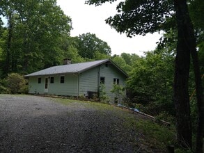 Building Photo - 295 Ozzie Cornett Dr