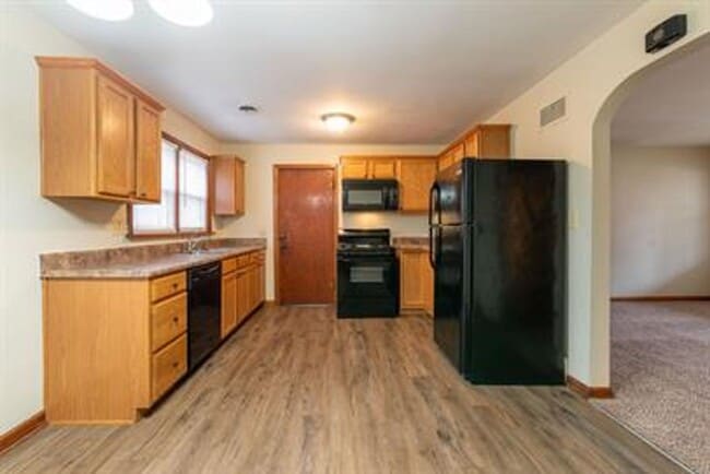 Foto del edificio - Great Springfield Location! 2 Bed / 1 Bath