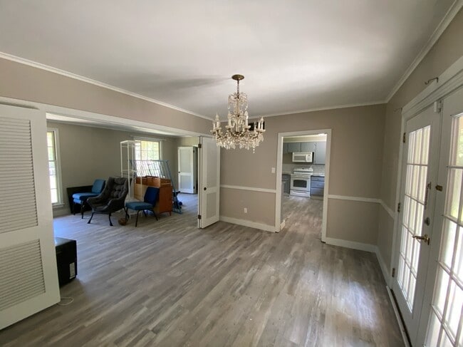 Foto del edificio - 1455 Parkside Dr