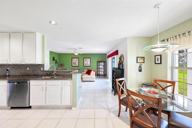 Foto del edificio - 2355 NW 137th Terrace