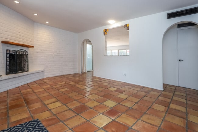 Photo - 8840 E Hawk Pl House