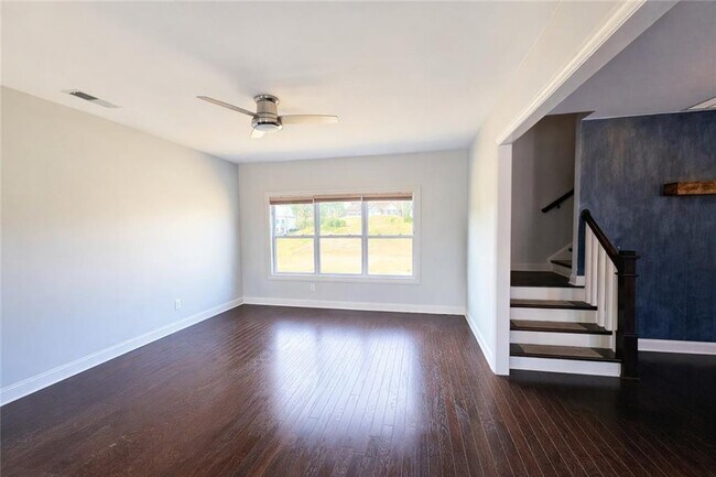 Foto del edificio - 821 Westmoreland Circle Northwest