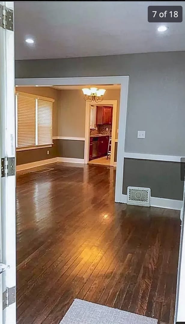 Building Photo - Prestine 2 Bed 1 Bath