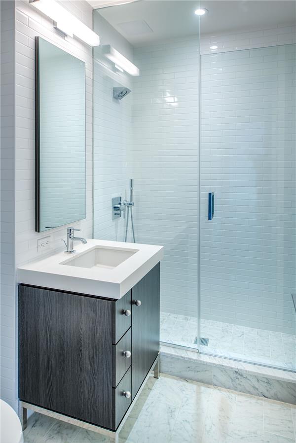 Foto del edificio - 416 W 52nd St