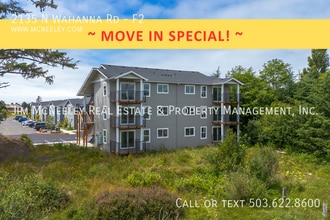 Building Photo - 2135 N Wahanna Rd