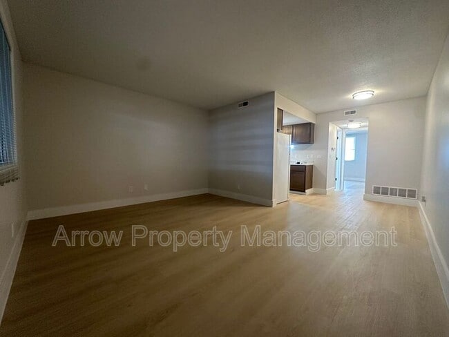 Building Photo - 3619 N 60th St