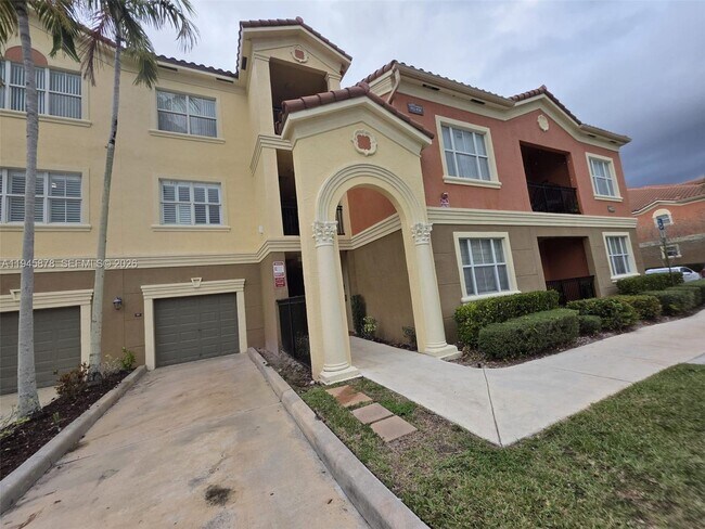 Building Photo - 4402 SW 160th Ave