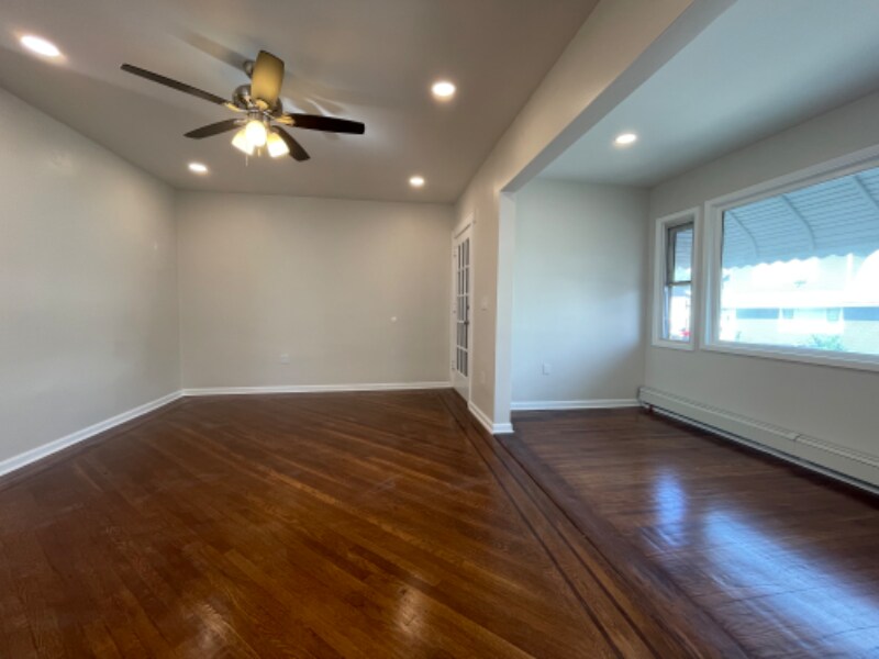 Foto principal - 142 Grove St