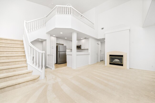 Foto del edificio - Newport Beach Townhome  for Lease