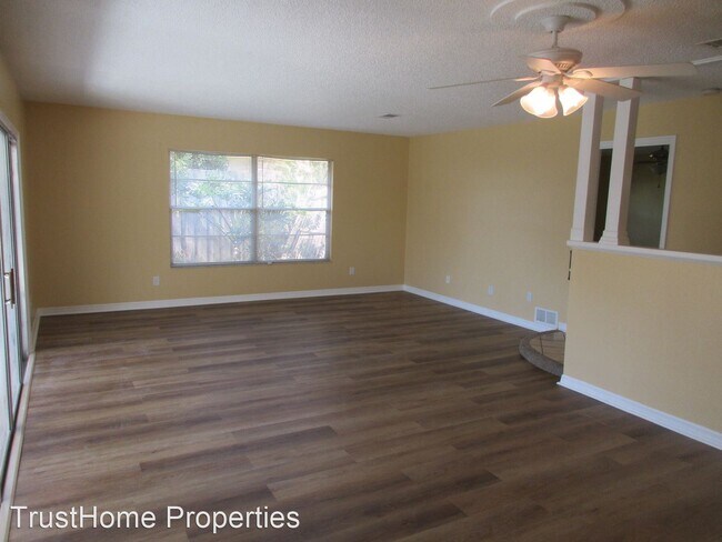 Building Photo - 3 br, 2 bath House - 126 E. Cottesmore Circle