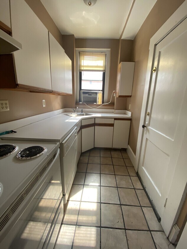 Primary Photo - 186 Harvard Ave