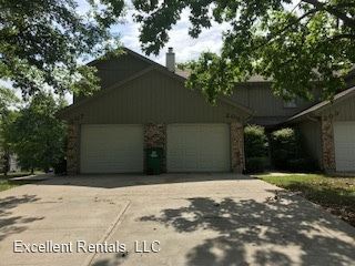 Building Photo - 3 br, 1.5 bath House - 207 NE Greystone Drive