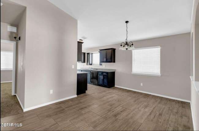 Foto del edificio - 11041 Gem Valley Rd