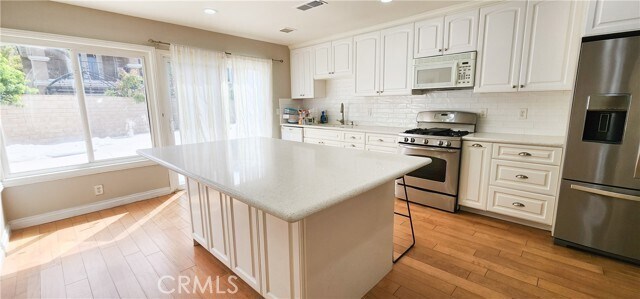 Building Photo - 4552 Cheviot Dr