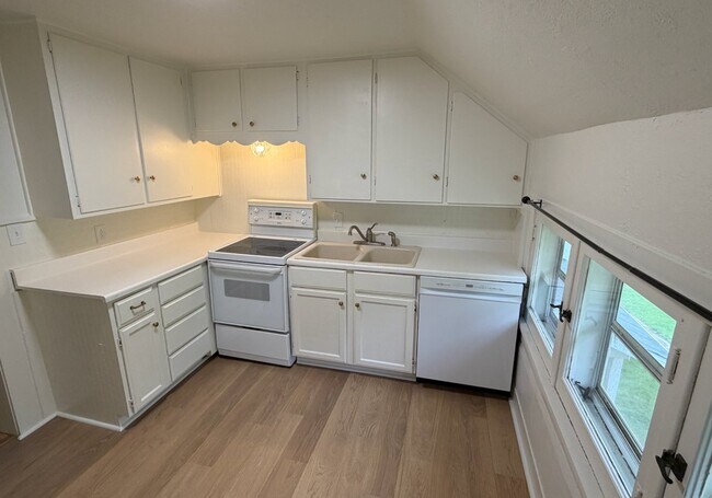 Foto del edificio - 315 N Maple St