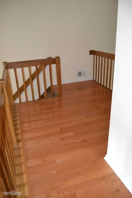 Building Photo - 2 br, 2.5 bath Townhome - 41 White Swan Way