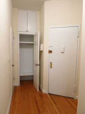 Building Photo - 1 E 78th St