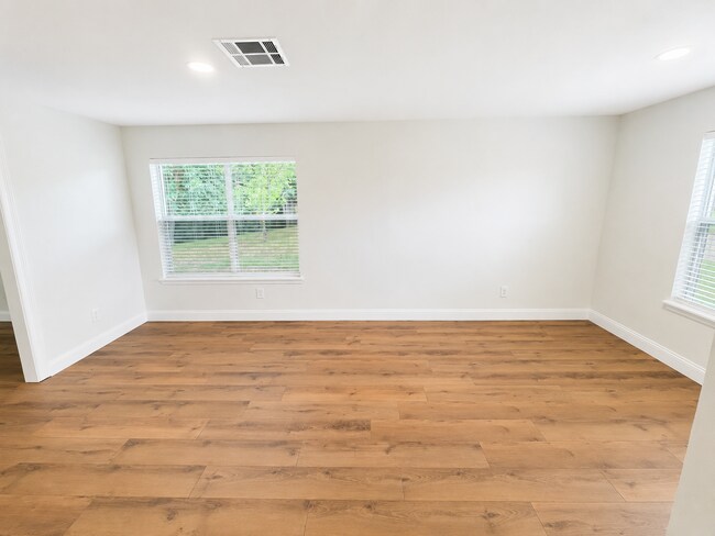 Foto del edificio - 1705 Creekside Ave