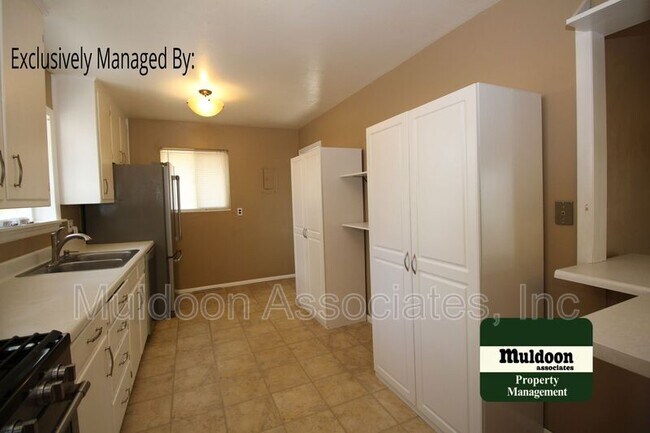 Foto del edificio - 606 Placid Rd