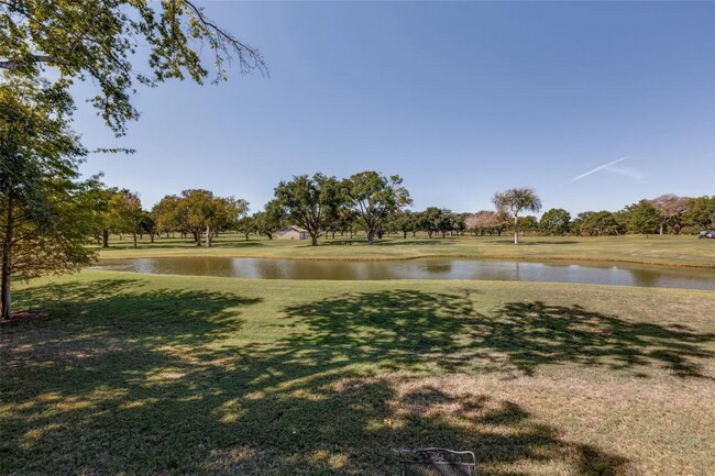 Foto del edificio - 13829 Creekside Pl