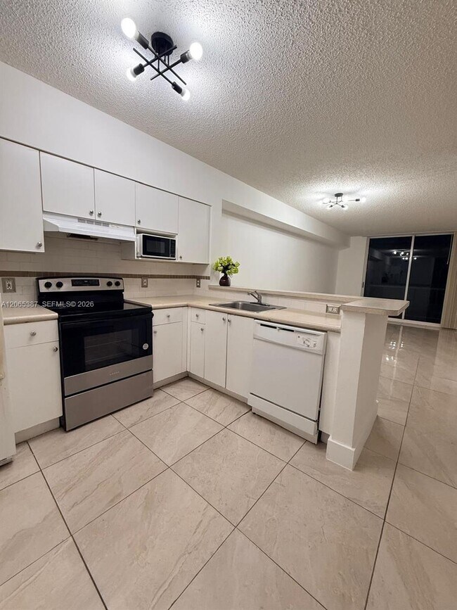 Foto del edificio - 5091 NW 7th St