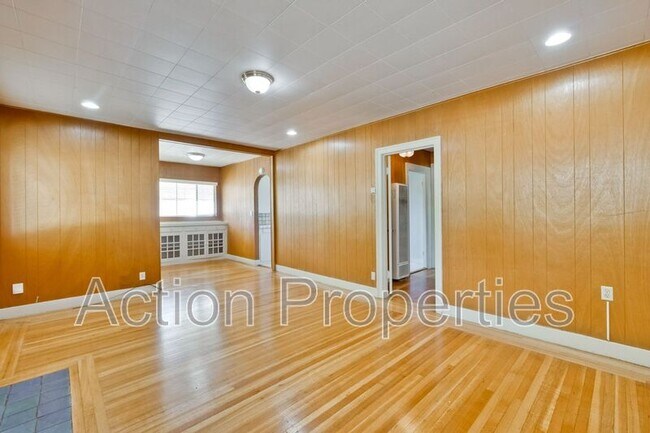 Foto del edificio - 310 Oak St