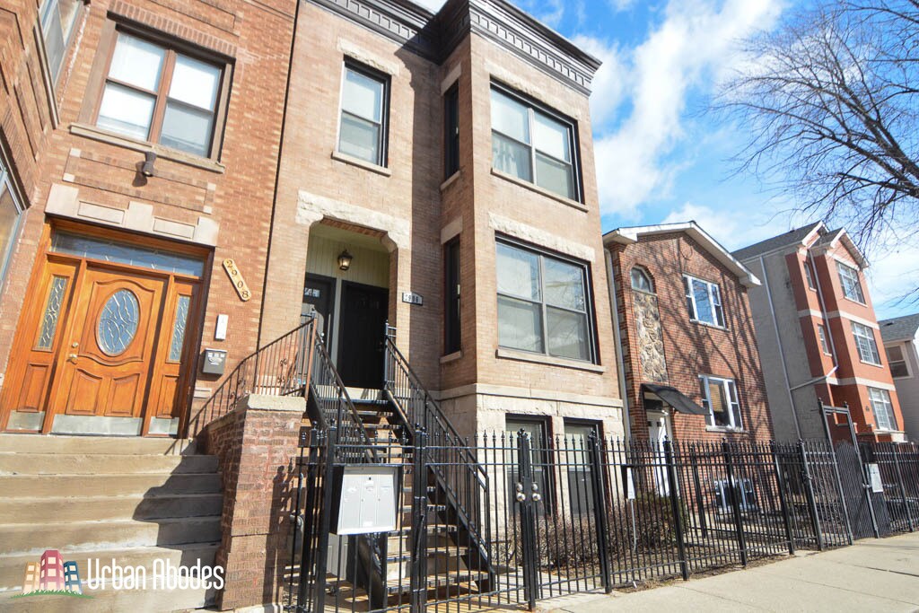 Primary Photo - 2906 W Palmer St