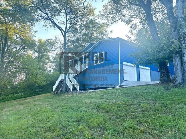 Foto del edificio - 286 Emily Ln