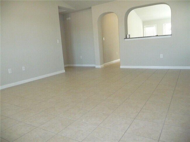 Foto del edificio - 1118 Walnut Canyon Blvd