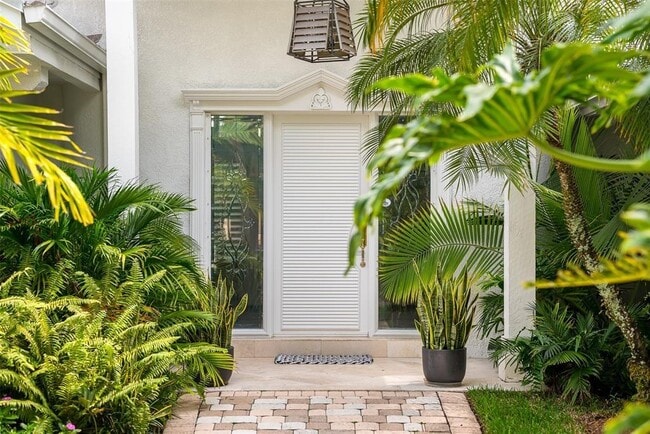 Building Photo - 416 Isle of Capri Dr
