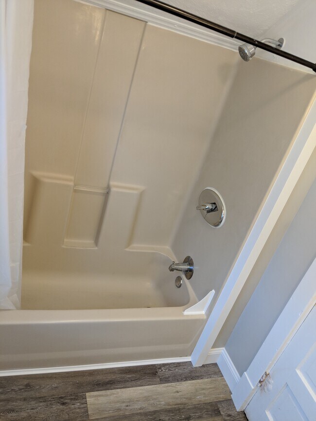 Newly remodeled bathroom - 1202 North University Street