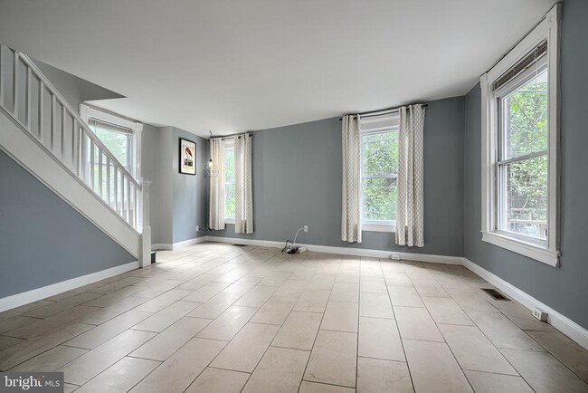 Building Photo - 620 Montpelier St